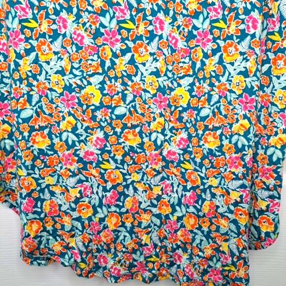 Lane Bryant Fitted Tunic Floral Print V Neck Plus Size 18/20 - Picture 4 of 6
